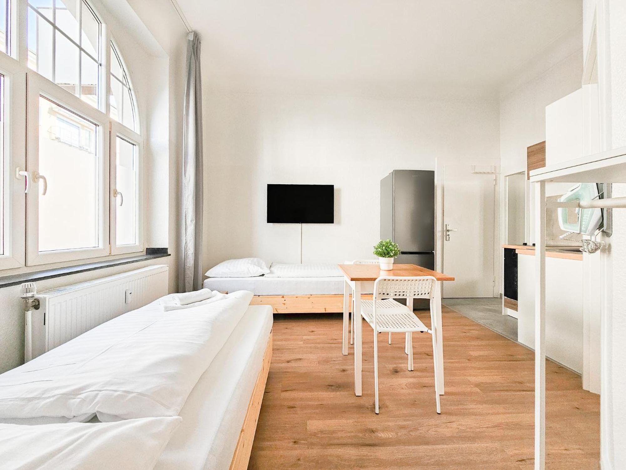 Raj Living - Studio Wohnungen - 15 Min Zur Messe Dus Düsseldorf Eksteriør billede